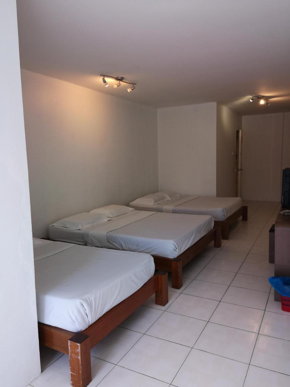 Furama Lodging House 古晋 外观 照片